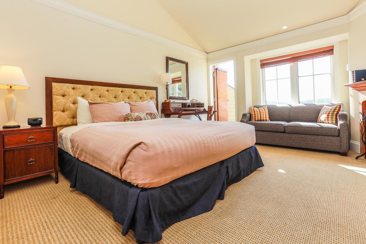 Poets Cove Resort & Spa 베드웰 하버 외부 사진