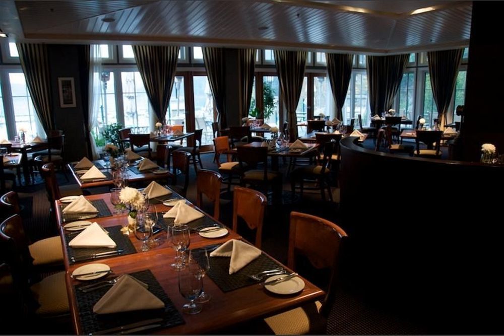Poets Cove Resort & Spa 베드웰 하버 외부 사진